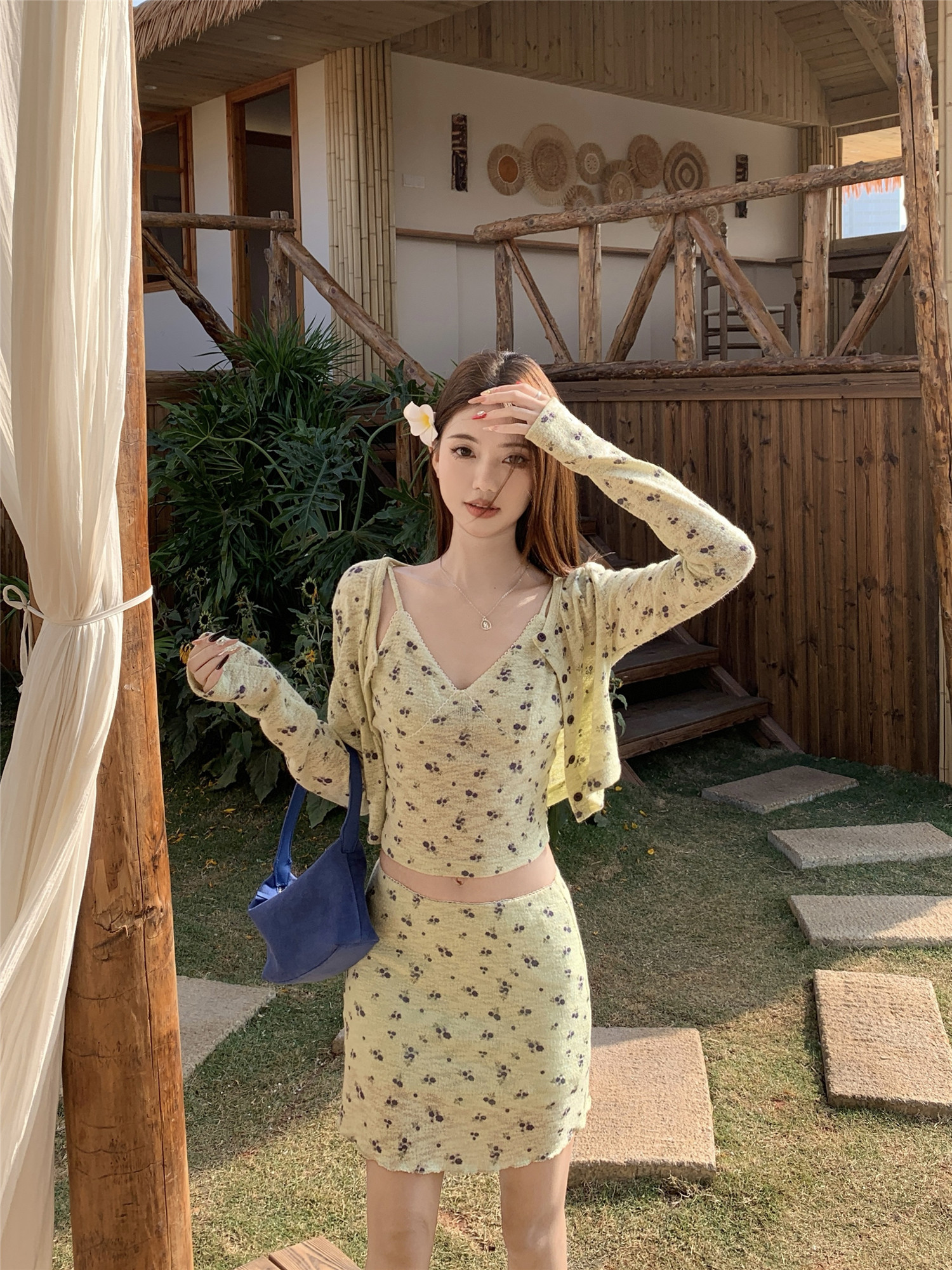 실사 정가 긴팔 오픈 가디건 여성 짧은 V넥 꽃무늬 핫걸 슬립 녹색 몸매 가꾸기 반신 스커트 3종 세트
