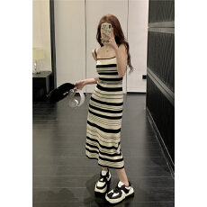 批发条纹针织吊带背心连衣裙女2026年夏季新款中长款过膝无袖<b class='q'>打底裙</b>子