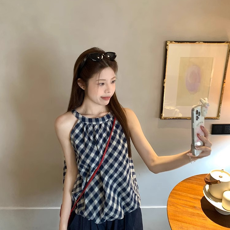 레트로 블루 화이트 체크무늬 퍼프 행침 목 라운드 넥 민소매 맨위 고유 한 디자인 슬림해 보이는 다용도 조끼 여성 여름 트렌디