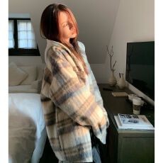 批发2025秋冬新款高级感小众赫本风<b class='q'>大</b>衣小个子羊绒格子毛呢加厚外套<b class='q'>女</b>