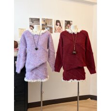 批发秋冬氛围感穿搭红色毛衣<b class='q'>套装</b>女2026新款针织花边领上衣短裙两件套