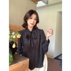 批发实拍 <b class='q'>韩版</b>气质温柔风波点绑带蝴蝶结设计感宽松洋气减龄百搭衬衫