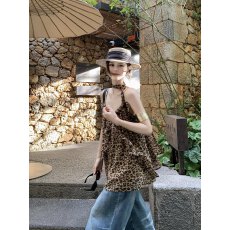 批发实拍 韩系豹纹吊带背心女夏季2026荷叶边减龄气质<b class='q'>裙摆</b><b class='q'>上衣</b>配飘带