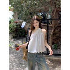 批发<b class='q'>实拍</b> 设计感斜领无袖背心女夏新款立体花朵设计感收腰花苞短上衣