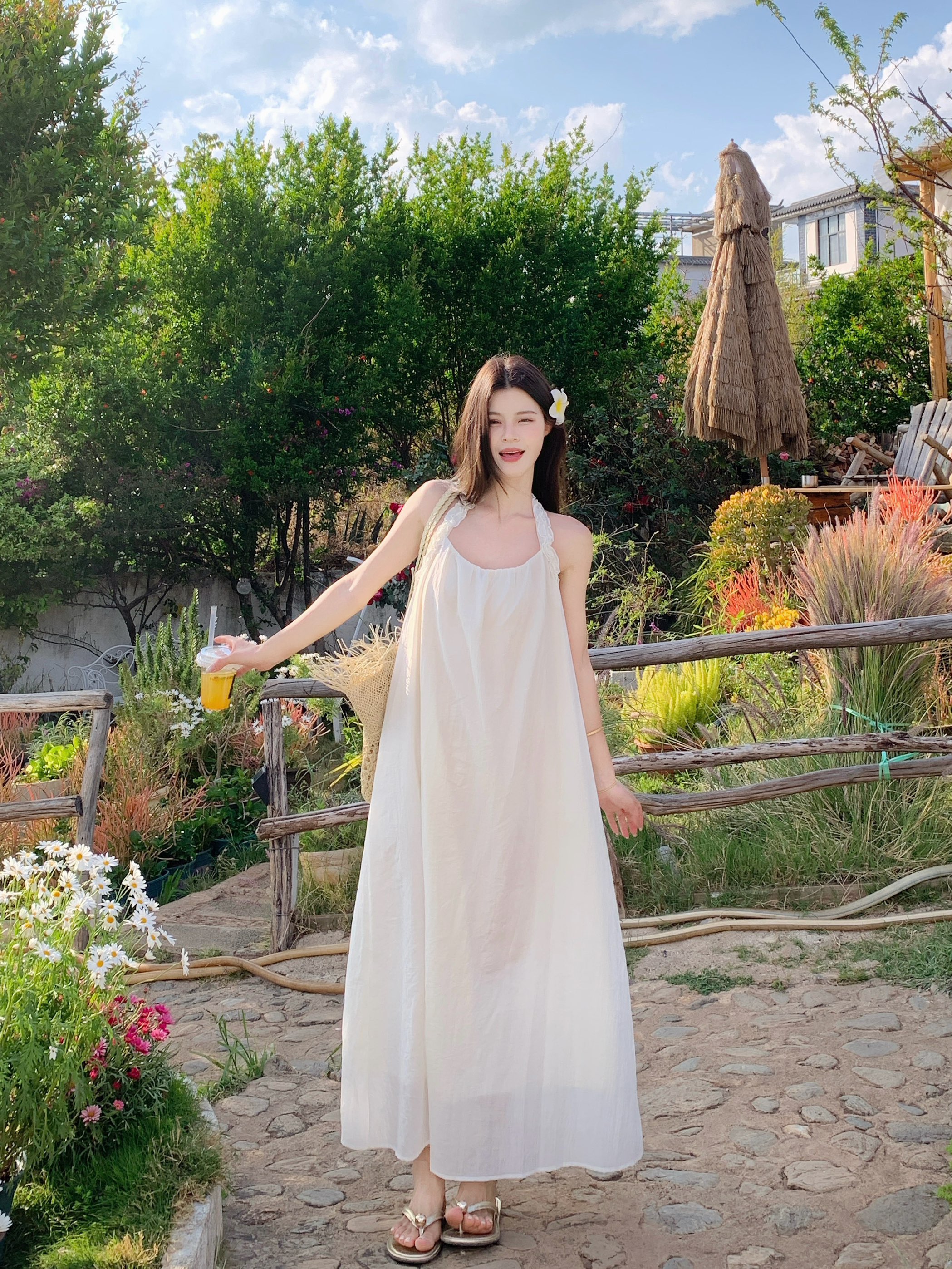실사 2026 새로운 휴가 바람 고급 센스 뒤로 작은 디자인 프릴 분위기 센스 슬림해 보이는 드레스