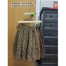 批发实拍 法式复古碎花毛呢半身裙女秋冬新款减龄显瘦松紧腰<b class='q'>百搭</b>中裙