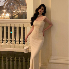 批发褶皱网纱显身材性感包臀吊带<b class='q'>连衣裙</b>女鱼尾茶歇法式气质温柔长裙子