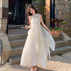 批发法式立体挂脖<b class='q'>气质</b>连衣裙女2026春夏新款宽松高级<b class='q'>气质</b>垂感度假长裙