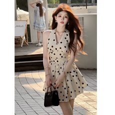 蝴蝶结绑带露背挂脖连衣裙女装夏季法式波点短裙纯欲收腰a字裙子