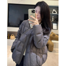 批发韩版时尚高级感纯色百搭棉服女2025冬季新款小众洋气圆领显瘦外套