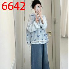 批发2026春季新款韩系立体蝴蝶马甲镂空衬衫牛仔裤独特漂亮叠穿套装女