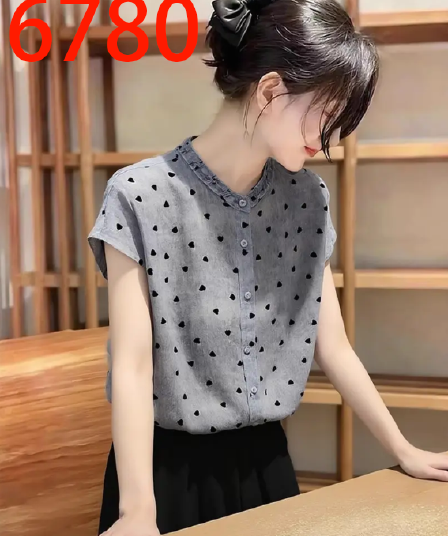 프랑스식 품격 빛 요리 한 바람 도트 무늬 반팔 여성 셔츠 2026 여름 새로운 Chic 슈퍼 잘 생긴 루즈핏 맨위 트렌디