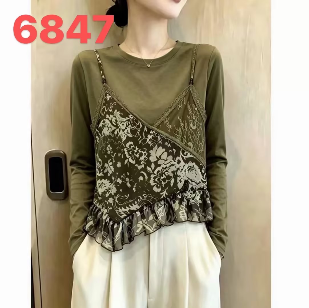 RY8244# 假两件碎花拼接t恤女款早秋独特漂亮巨好看正肩显瘦上衣时尚洋气