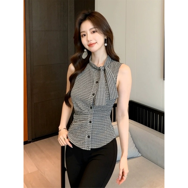 프랑스식 고급 센스 흑인과 백인 체크무늬 꼬집기 허리 민소매 맨위 여성 여름 새로운 외출용 작은 셔츠 디자인 센스 작은 대중