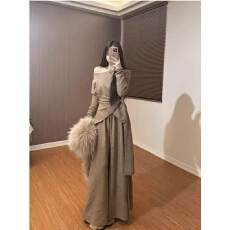 批发休闲风甜美<b class='q'>街头</b>风INS风时尚套装秋冬针织开叉大裙裤套装长袖高腰