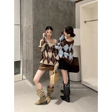 批发韩版miu系复古高级氛围一字肩线条菱格纹<b class='q'>针织</b>保暖毛衣含羊毛