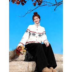 批发甜美温柔风针织套装女秋冬季<b class='q'>高领</b>斗篷厚<b class='q'>毛衣</b>麻花高腰包臀裙两件套