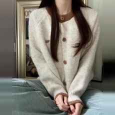 批发<b class='q'>日系</b>复古宽松慵懒风长袖针织开衫女秋季新款彩色波点毛衣上衣