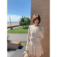 批发雪兔 毛绒拼接针织开衫外套套装女a字裙摆半身裙<b class='q'>两件套</b>