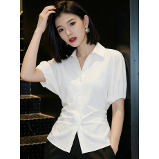 批发短袖<b class='q'>衬衫</b>女2026春季新款韩版修身翻领纯色上衣设计感收腰百搭<b class='q'>衬衣</b>