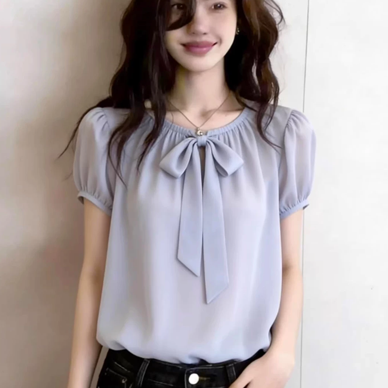 다용도 캐주얼 디자인 출퇴근 패션 부드러운 미니멀리즘 유럽 상품 루즈핏 스트랩 2026 여름 새로운 맨위 여성