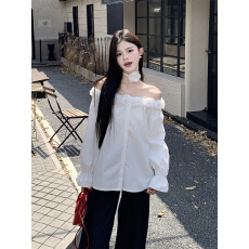 批发实拍实价 法式甜美<b class='q'>花朵</b>装饰一字肩白衬衫女长袖气质宽松<b class='q'>上衣</b>