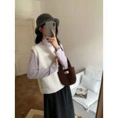 批发韩国东大门秋冬女装花朵刺绣圆领针织毛衣马甲时髦显瘦百搭上衣