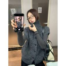 批发<b class='q'>韩国</b>东大门女高领不对称斜门襟双排扣毛呢马甲通勤气质气质通勤