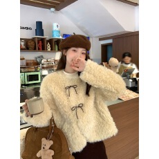 批发羊羔毛厚外套女秋冬季2025新款皮毛一体稚气奶奶风毛茸茸毛绒上衣