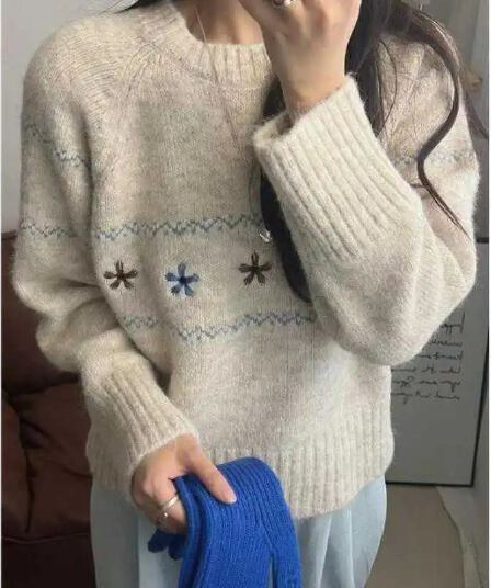 문예 레트로 꽃 자수 라운드 넥 풀오버 스웨터 여자 가을 겨울 새로운 한 부서 루즈핏 느긋한 바람 니트 맨위