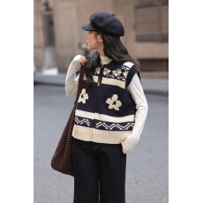 批发2026费尔岛翻领提花针织马甲背心女冬季外穿马夹巨好看叠穿上衣