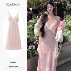 批发法式茶歇粉色碎花吊带<b class='q'>连衣裙</b>女2026夏季小个子<b class='q'>收腰</b>度假无袖长裙子