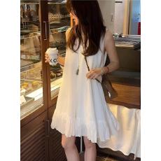 批发宽松休闲荷叶边吊带短裙法式度假风背心裙女<b class='q'>夏季</b>新款遮肉显瘦短裙