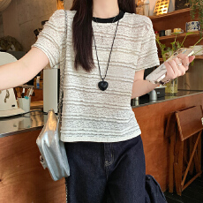 批发<b class='q'>实拍</b>短袖t恤夏2026新款短款设计感甜美蕾丝撞色圆领上衣<b class='q'>大码</b><b class='q'>女装</b>