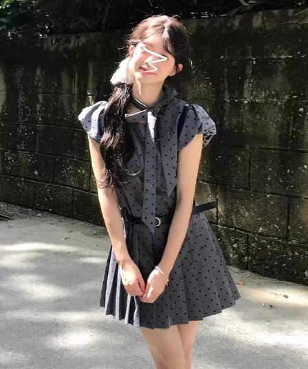 프랑스식 회색 도트 무늬 거품 소매 여성 드레스 여름 나비 매듭 디자인 센스 품격 달콤함 허리 수축 짧은 치마