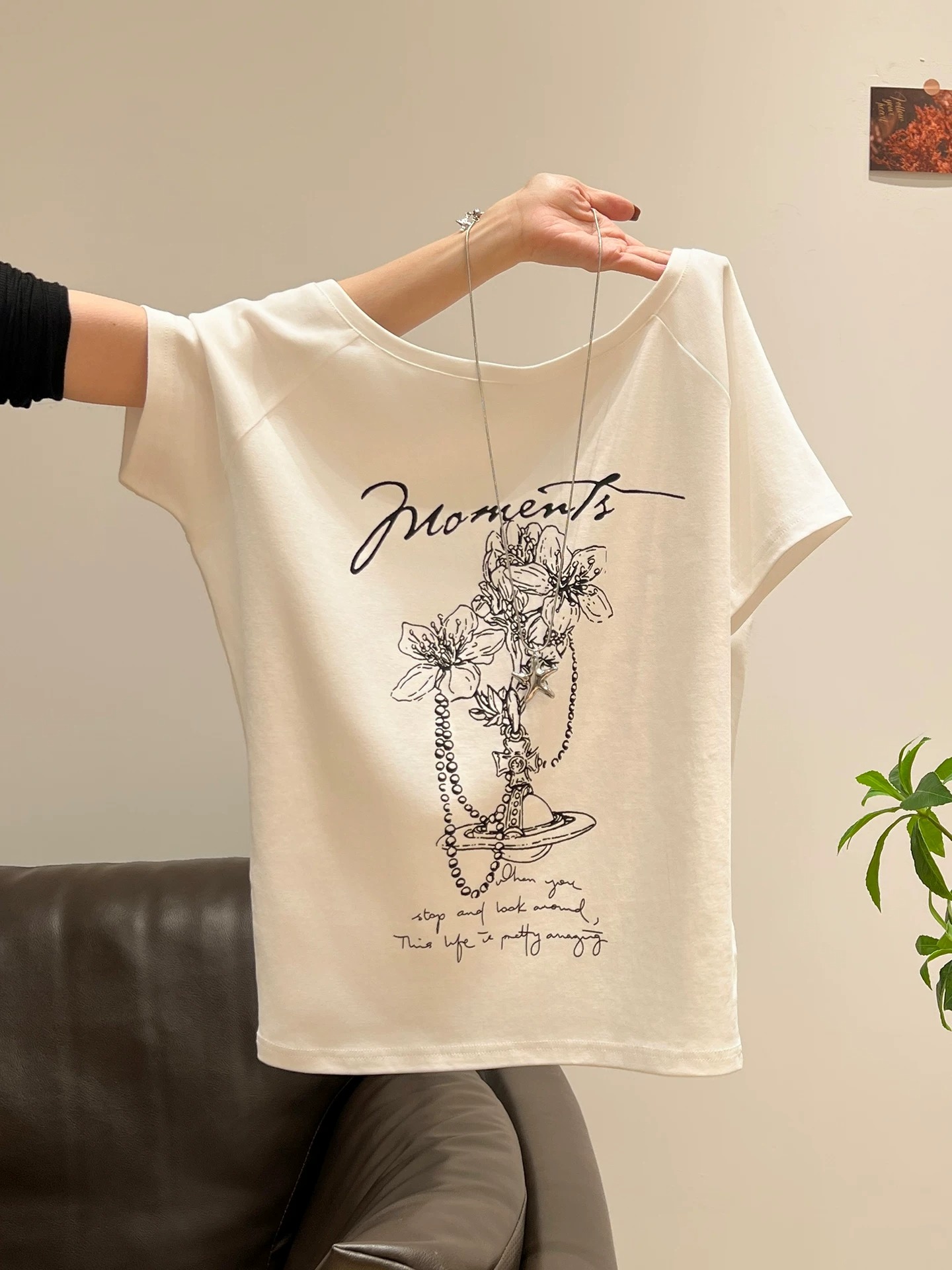 경관 그림 40 순면 220 그램 92 면 8 암모니아 Lun 비스듬한 칼라 오프숄더 오프숄더 반팔 티셔츠 여성 프린트