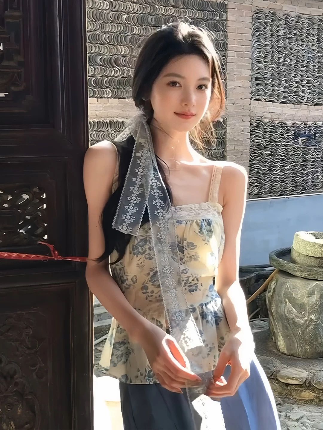 한 부서 꽃무늬 레이스 조각 캐미솔 여름 해변가 휴가 바람 허리 수축 슬림해 보이는 고유 한 아름다운 맨위