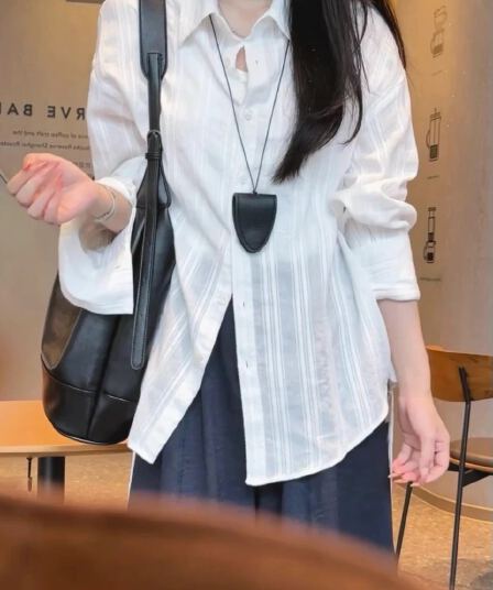 봄 출퇴근 바람 화이트 자카드 긴팔 여성 셔츠 루즈핏 고급 센스 자외선 차단 셔츠 단색 맨위