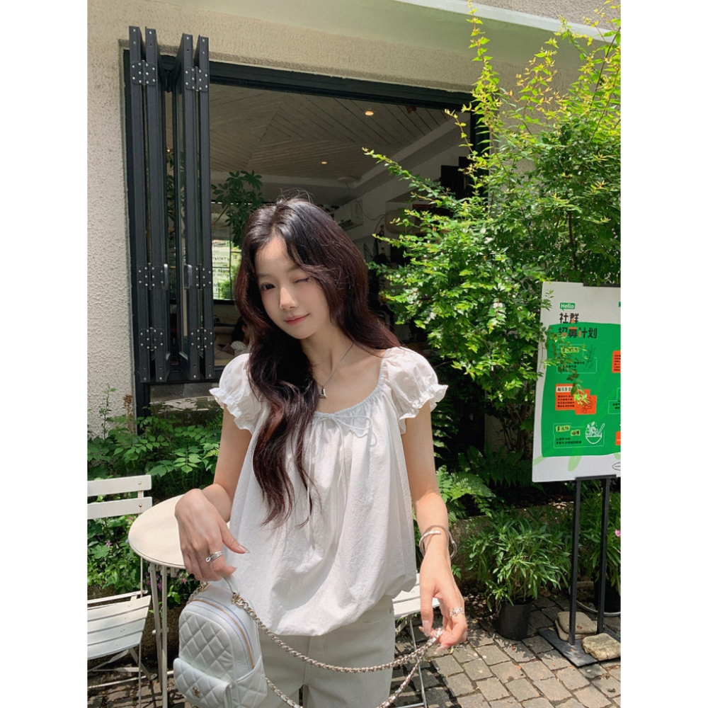 프랑스식 품격 광장 칼라 달콤함 거품 소매 쇼트 스타일 여성 셔츠 여름 명중 Pleat 꽃밭 센스 슈퍼 잘 생긴 작은 셔츠 맨위