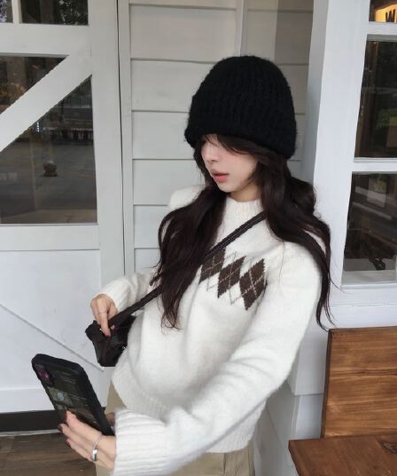 링 그리드 라운드 넥 풀오버 스웨터 여자 가을 겨울 새로운 캐주얼 바람 디자인 센스 몸매 가꾸기 슬림해 보이는 니트 맨위