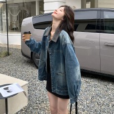 批发韩版温柔风氛围感牛仔夹克上衣女春秋新款小个子美式显瘦短款外套