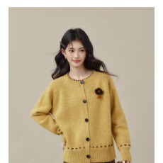批发黄色毛衣女冬季慵懒宽松圆领毛织上衣针织<b class='q'>开衫</b>
