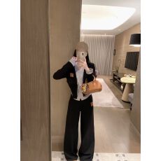 批发爆款<b class='q'>秋</b>冬皮牌字母假两件休闲针织衫+休闲针织裤套装