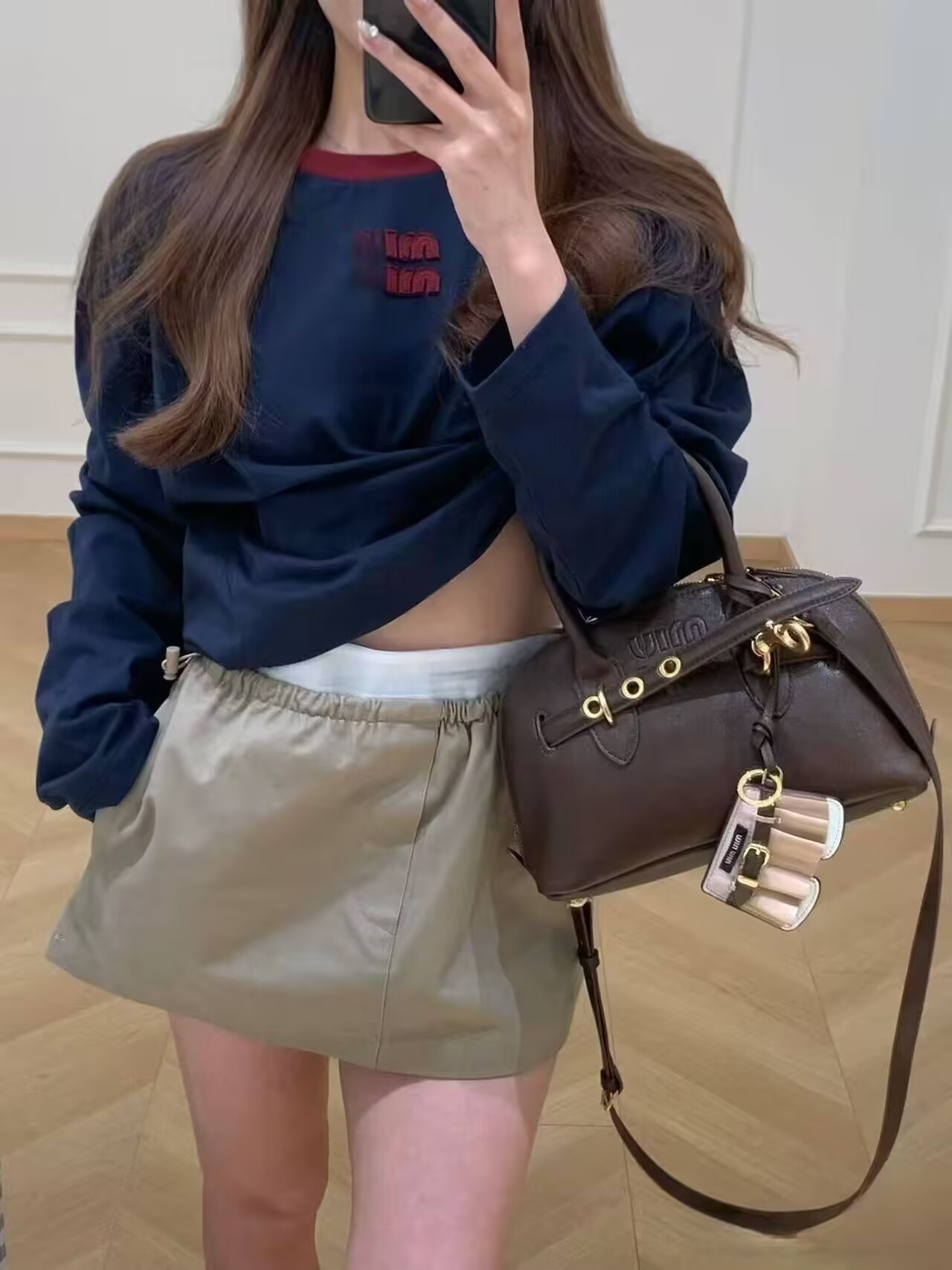폭발 인력 한 조각 자수 알파벳 캐주얼 질감 맨위