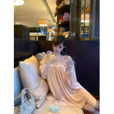 批发爆款缪系重工烫钻鸵鸟毛仙女裙