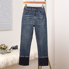 批发实拍2026春款<b class='q'>大码</b><b class='q'>韩版</b>直筒九分牛仔裤女松紧腰胖MM女裤弹力烟管裤