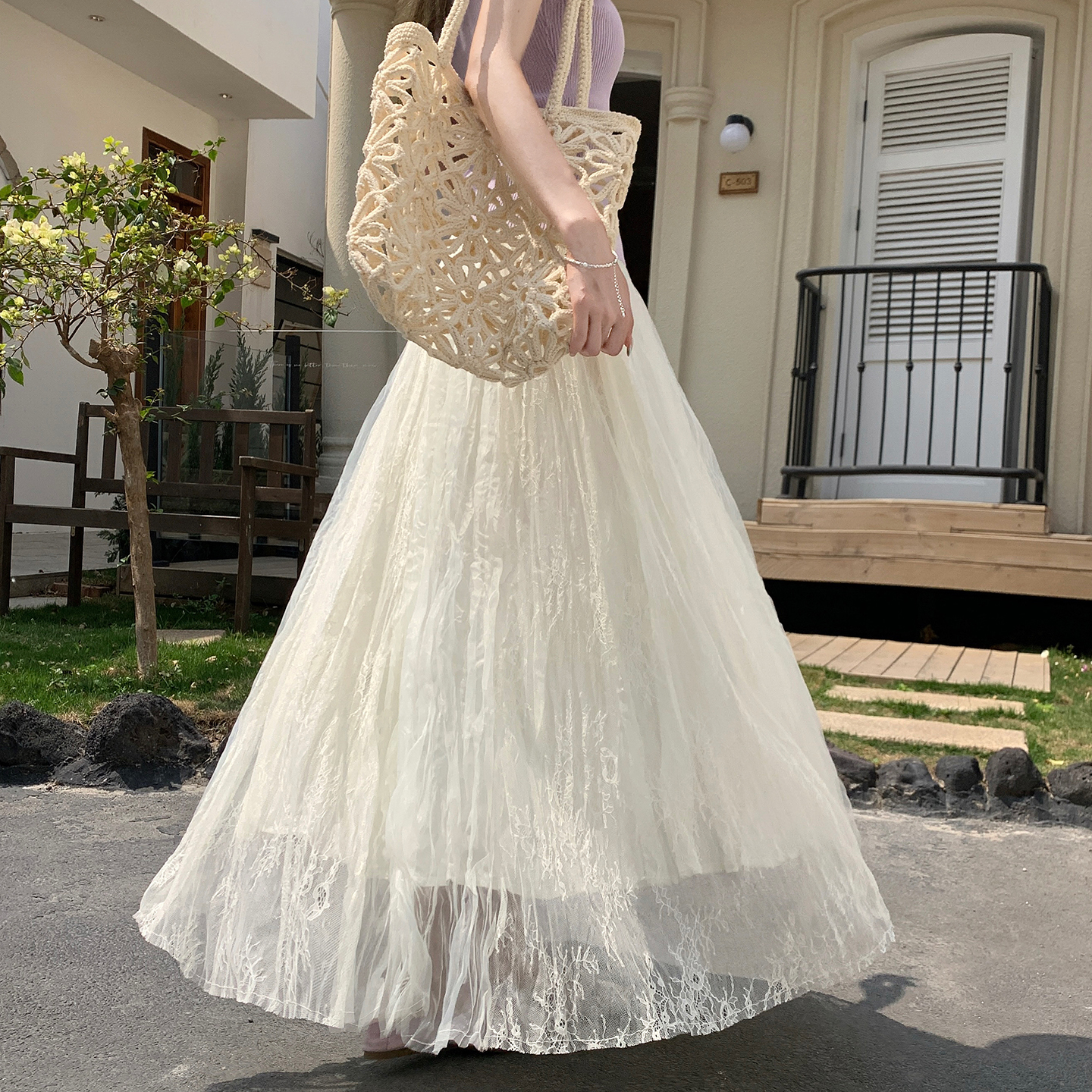 슈퍼 요정 망사 한 마디 플리츠 롱 스커트 여성 2026 봄 여름 새로운 휴가 바람 슬림해 보이는 표지 십자가 단색 반신 스커트