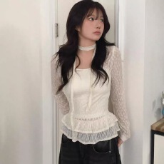 批发3色 秋冬新款<b class='q'>韩国</b>少女复古蕾丝立体飘带装饰裙摆长袖上衣T恤宫廷