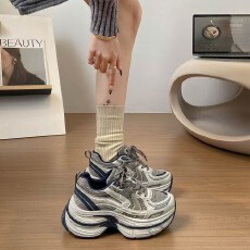 批发2026夏季新款<b class='q'>休闲</b>鞋女鞋老爹鞋货号