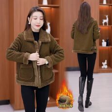 批发时尚<b class='q'>妈妈装</b>百搭短款灯芯绒<b class='q'>外套</b>中年女秋冬装新款加绒保暖上衣开衫